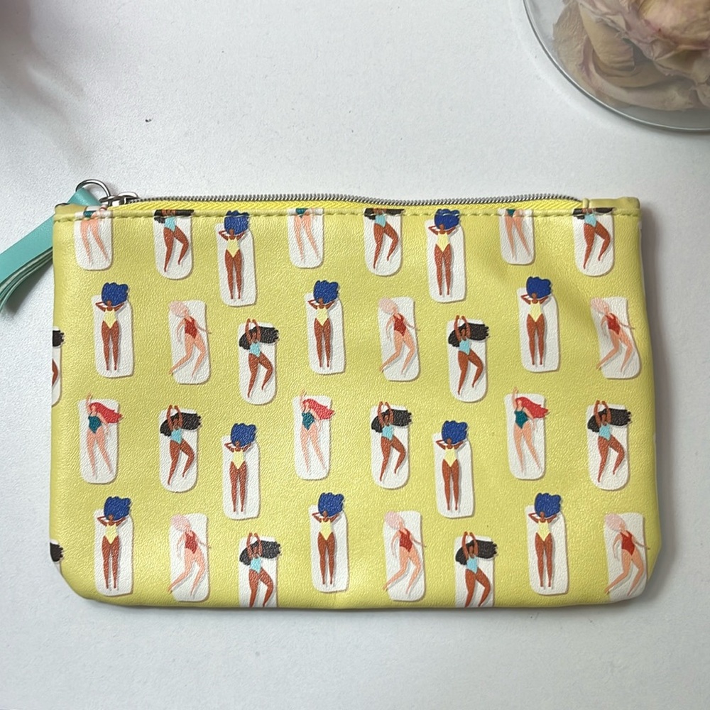 IPSY makeup bag